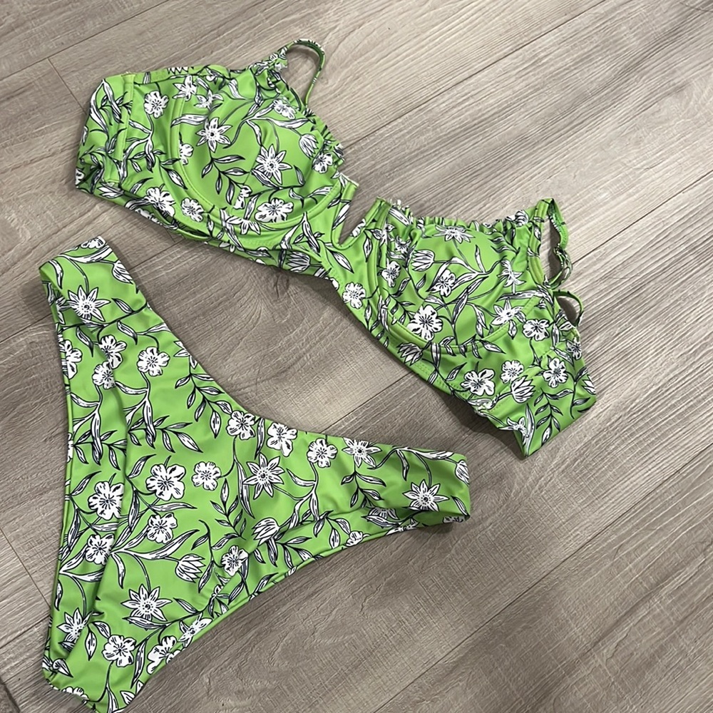 Cute floral bikini